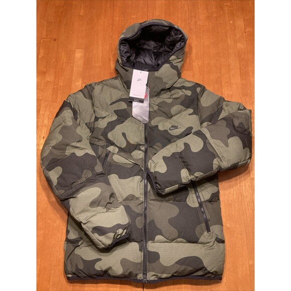 Nike Men Size Small ThermaFit Windrunner Puffer Jacket Green Camo DQ4935-222
